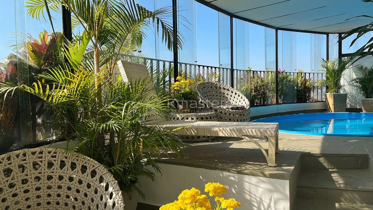 Locação no icônico Edifício Penthouse  Morumbi  355 m² · 3 dorm