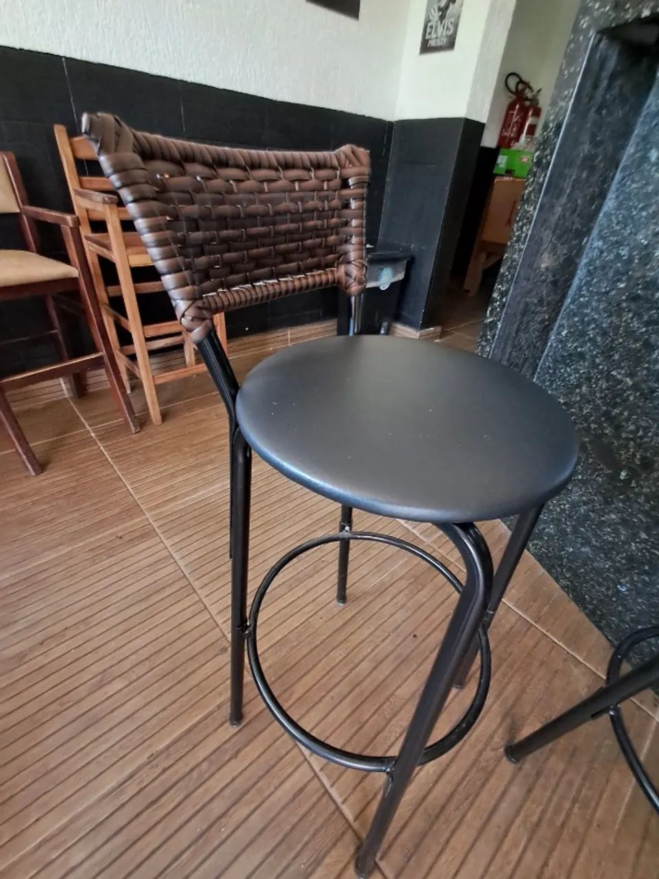 Kit 4 Banquetas Altas Argila Preta (90cms) - Foto 4