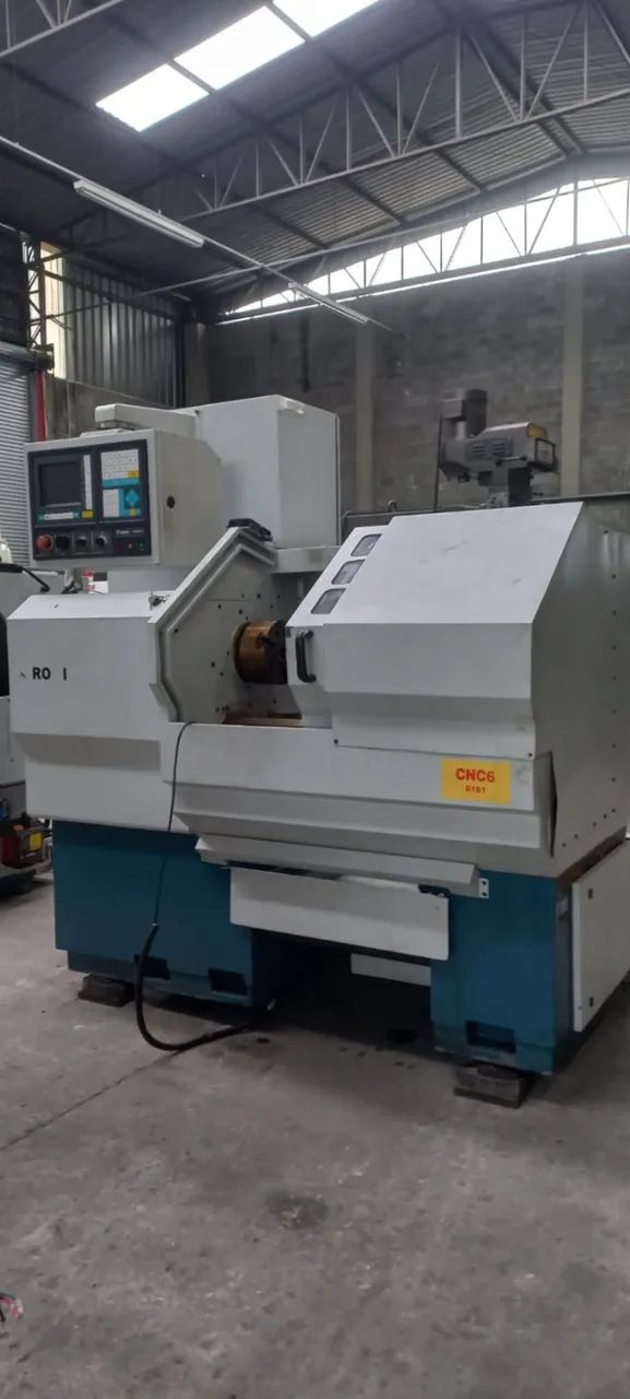 TORNO CNC ROMI MODELO CENTUR 30D