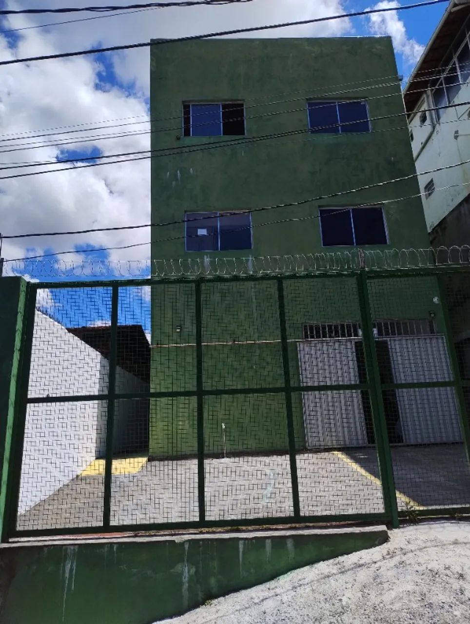 PREDIO COMERCIAL com 2 andares em um terreno de 9 x 20 com 300m2 construido - Foto 2
