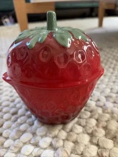 Morango Pote Le Creuset