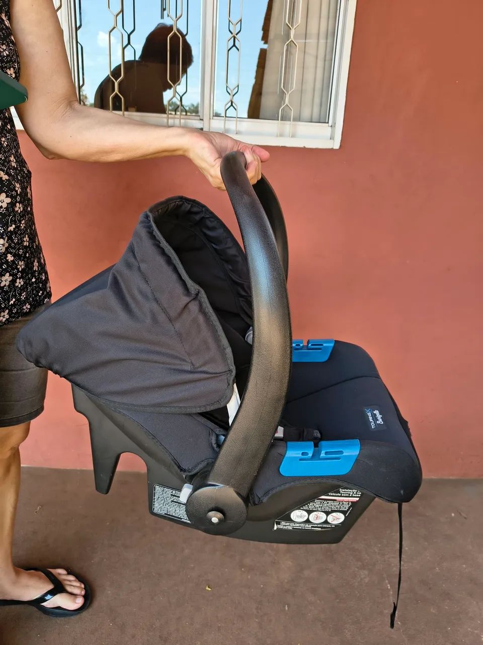 Carrinho de bebê e bebê conforto - Foto 4