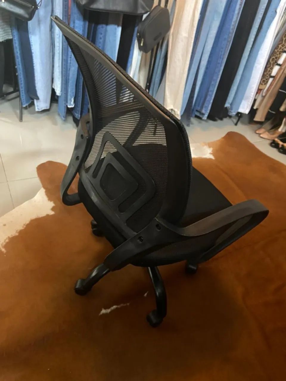 Cadeira de escritório nova  - Foto 2