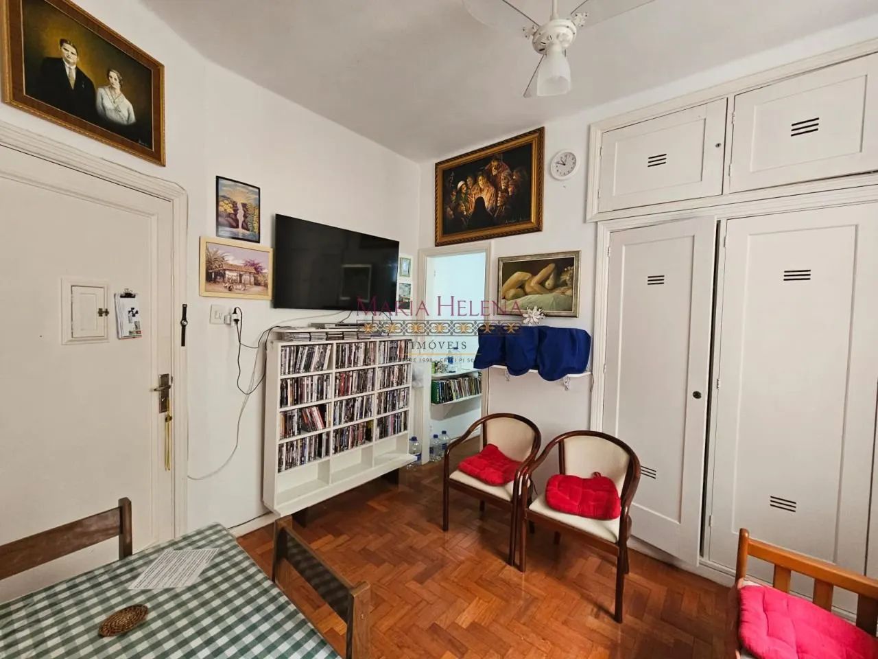 Apartamento em Caxambu, no bairro Centro.