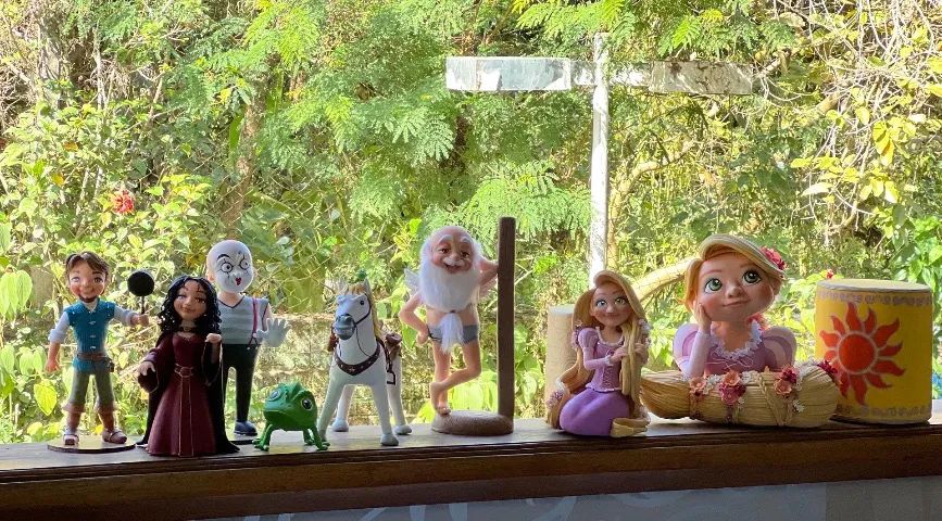 Coleção tamanho grande para festas ou decoração Rapunzel! 