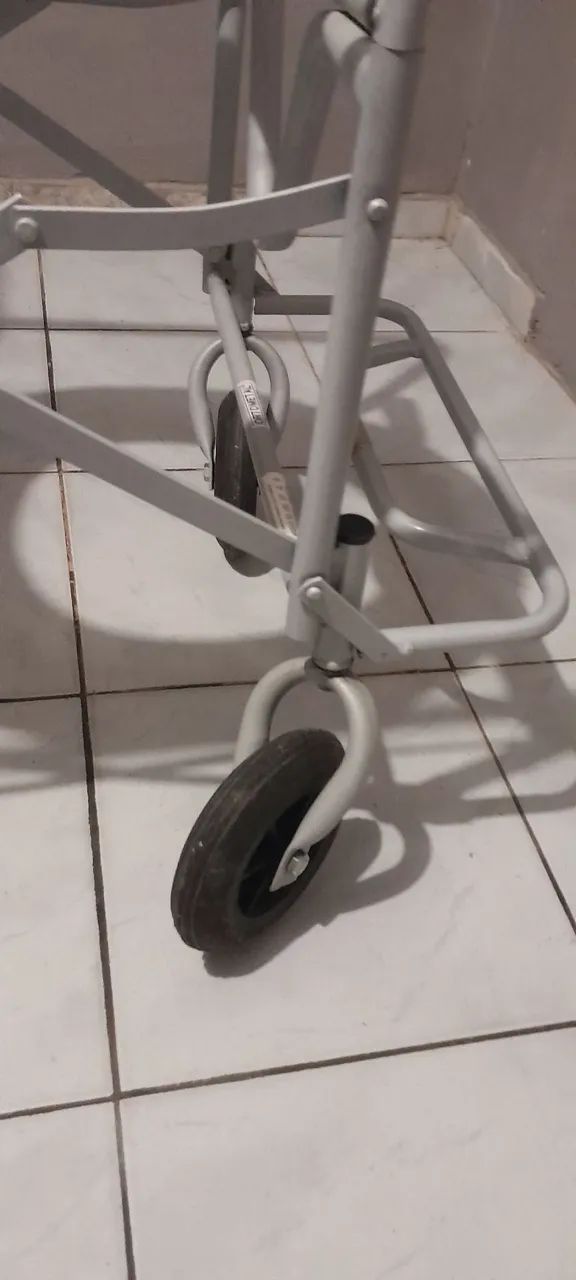 Cadeira de banho  - Foto 3