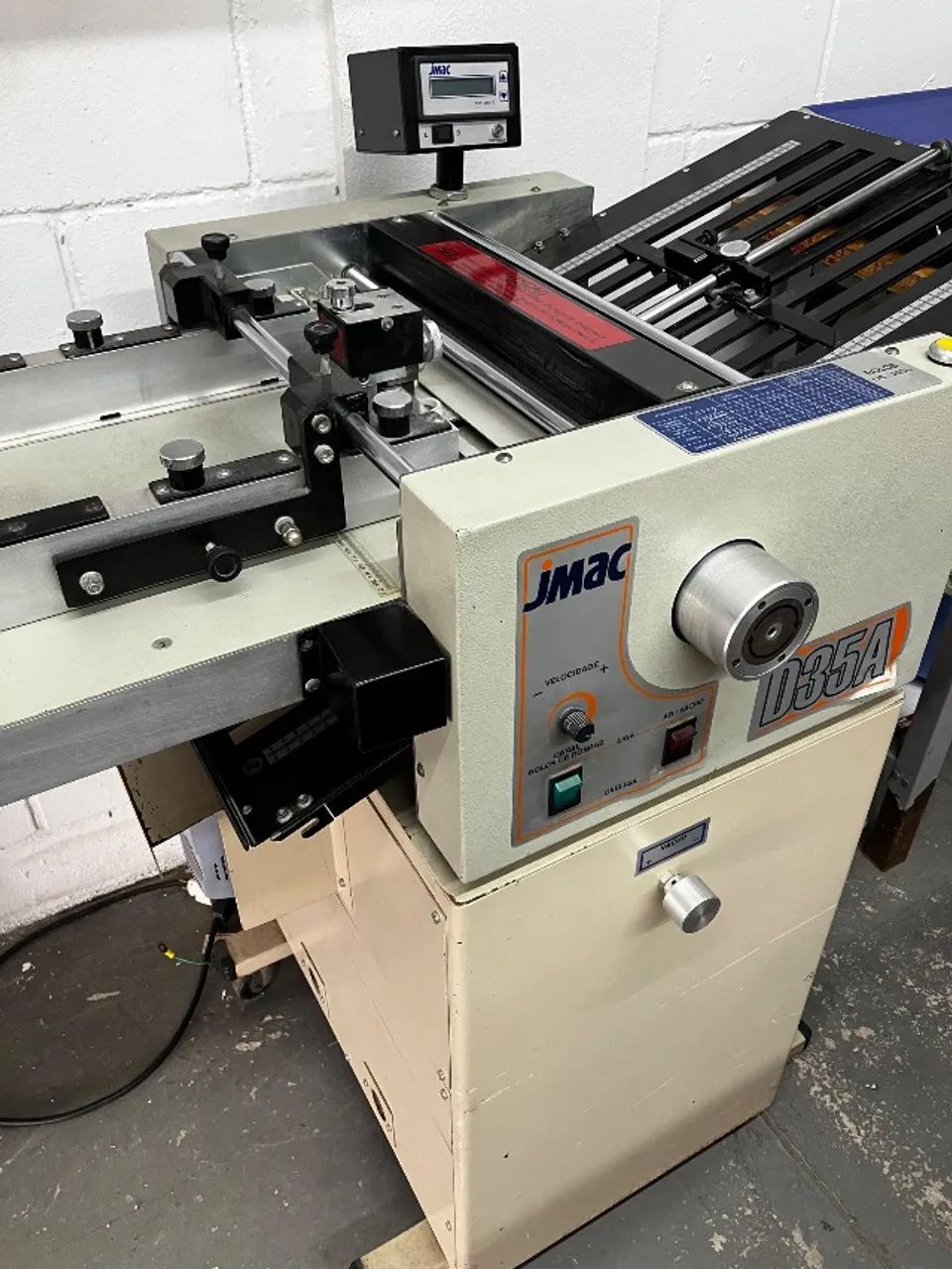 Dobradeira JMAC D35A