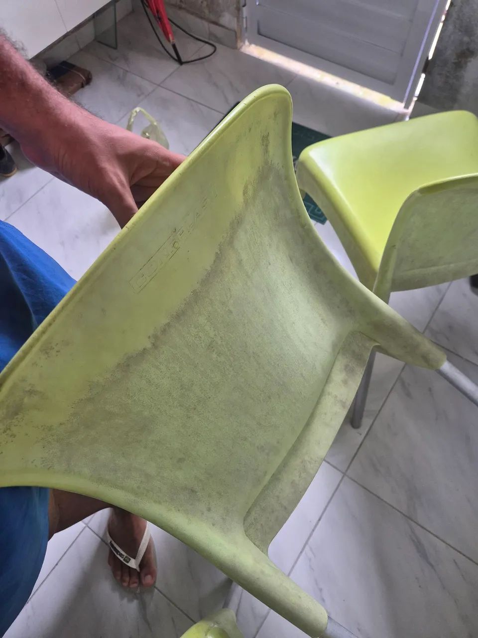 Vendo 4 cadeiras  - Foto 3