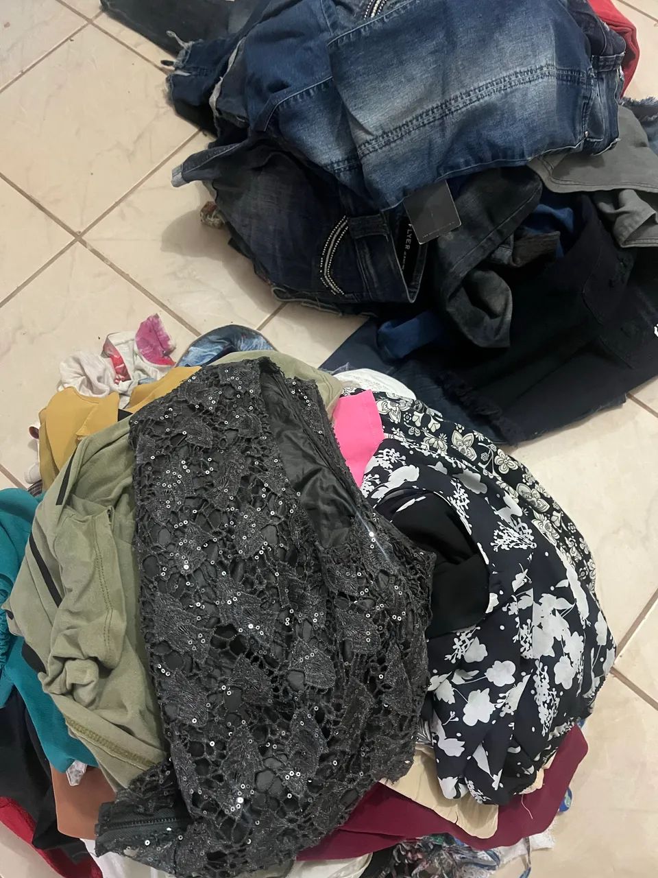 Roupa de brechó 