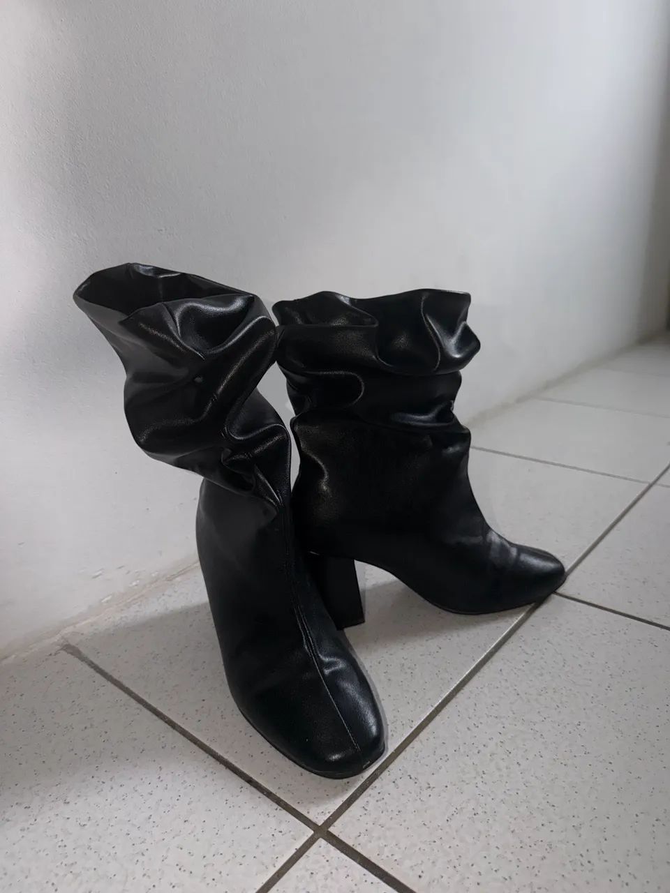 Bota Costance