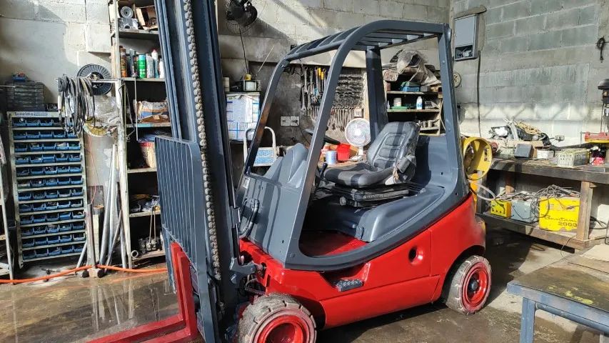Empilhadeira Linde H20
