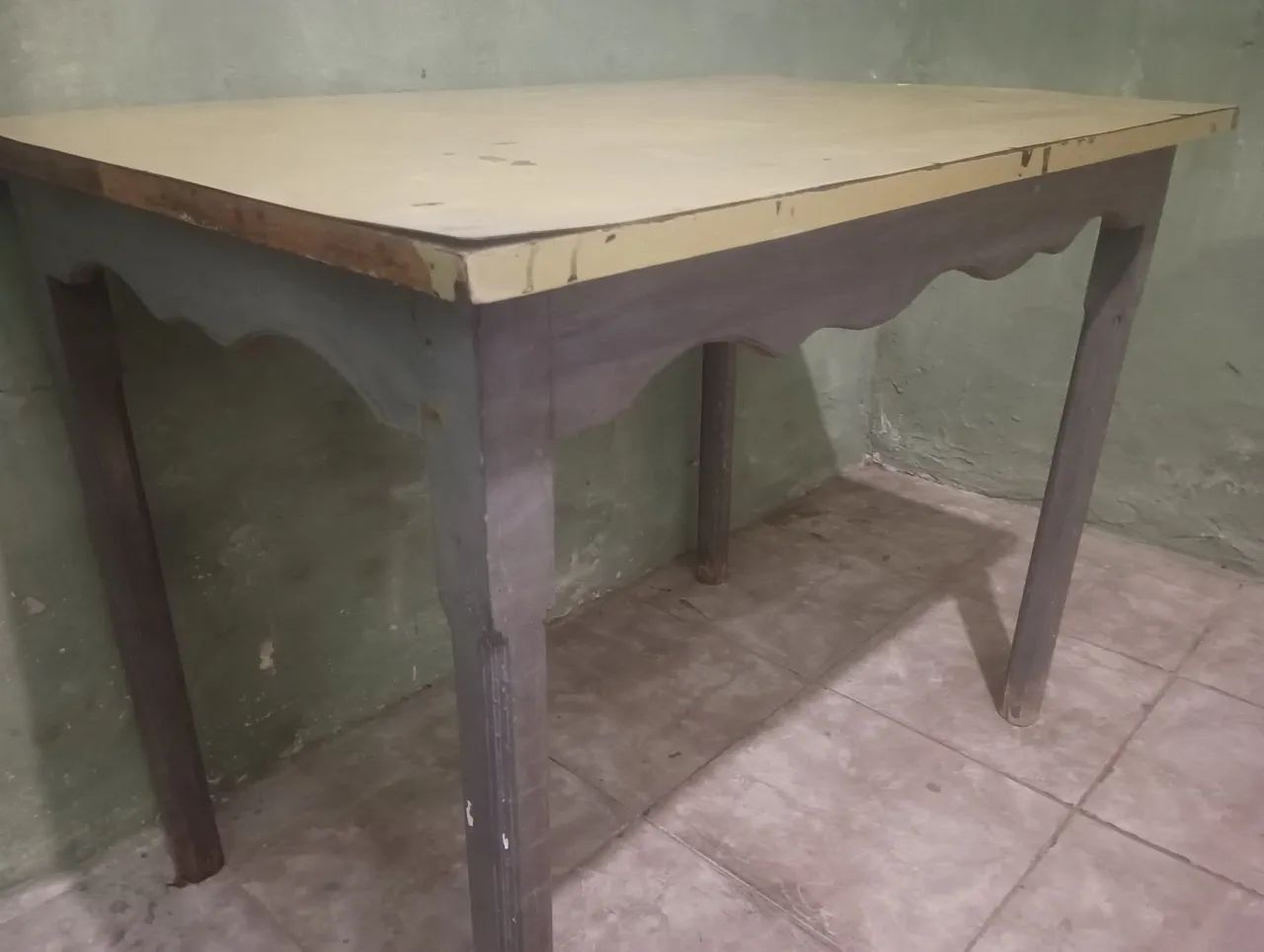 Mesa de madeira (usada e em ótimo estado) - Foto 4
