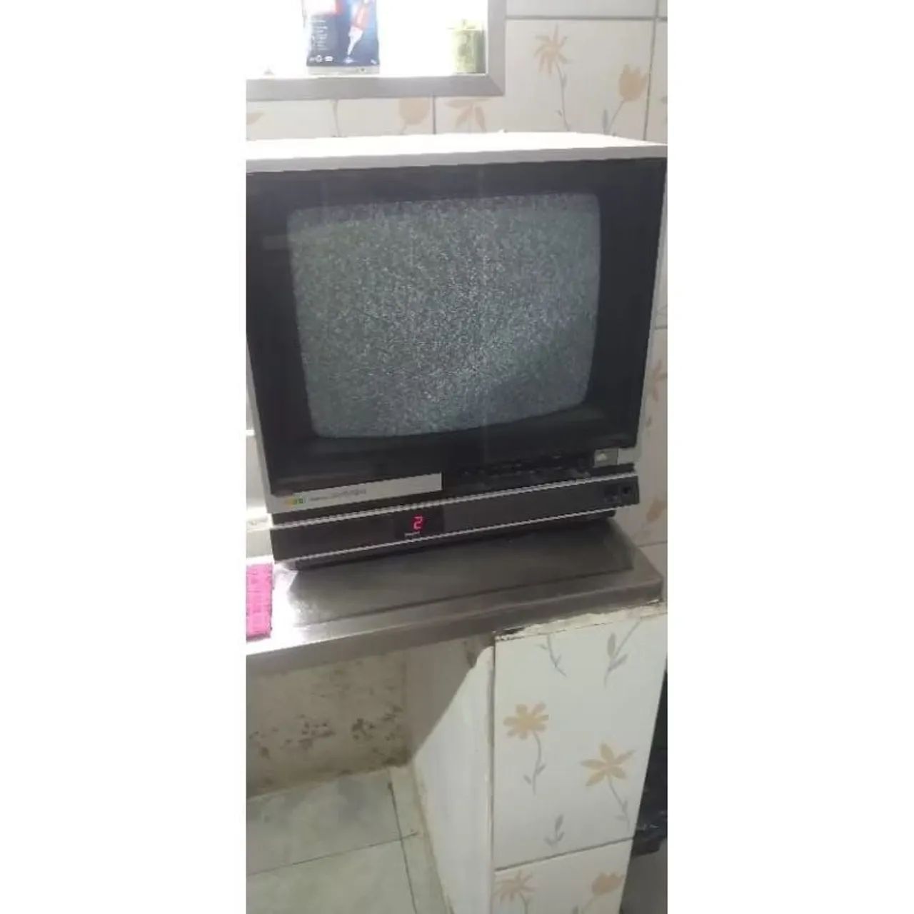 Tv acires Sharp c1490a