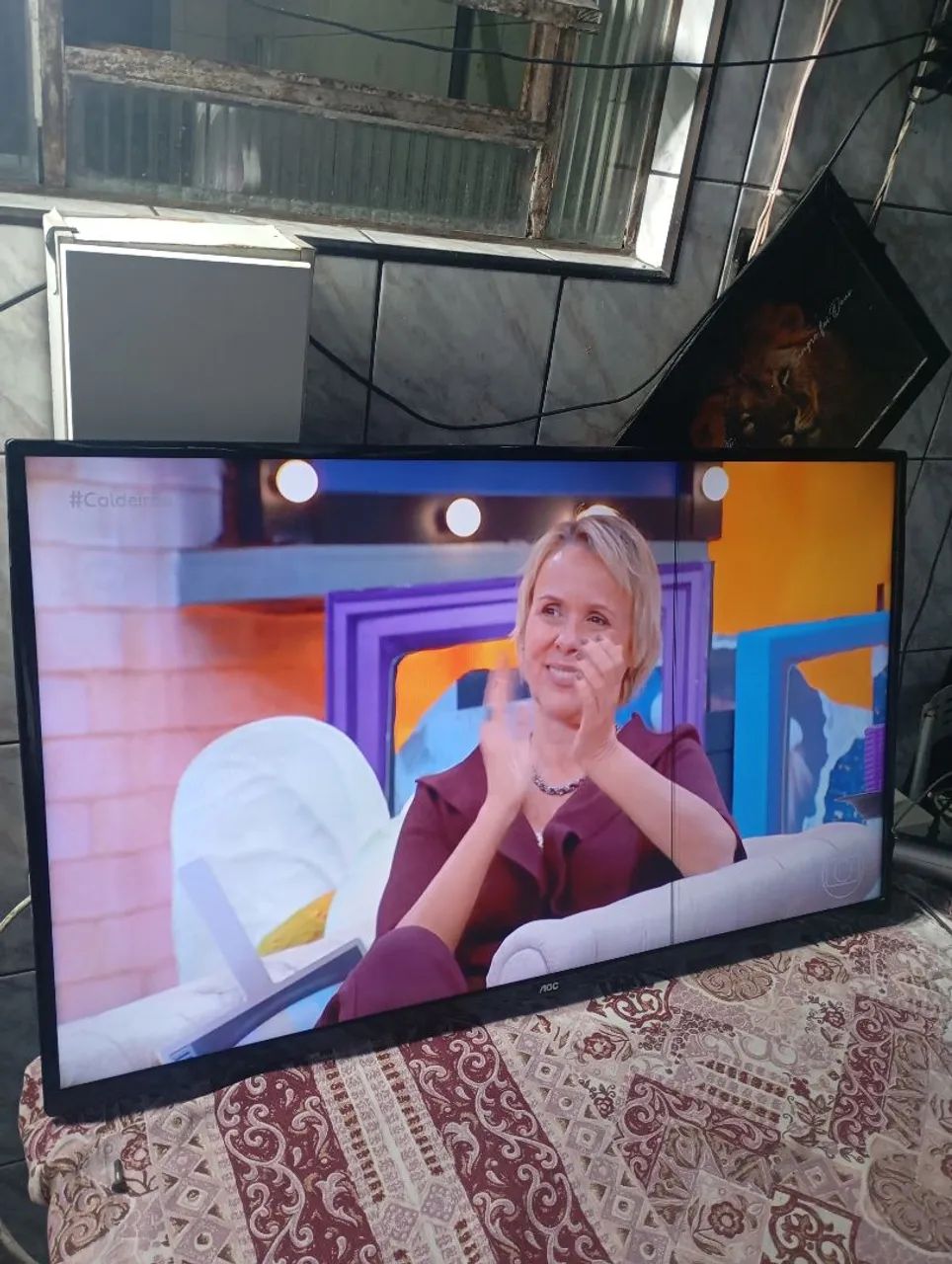 Tv AOC de LED 42 polegadas  - Foto 4