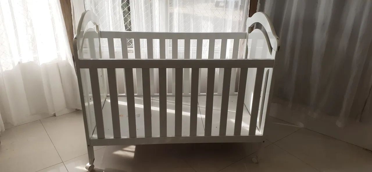 Berço Infantil Branco Americano com 5 Regulagens de Altura