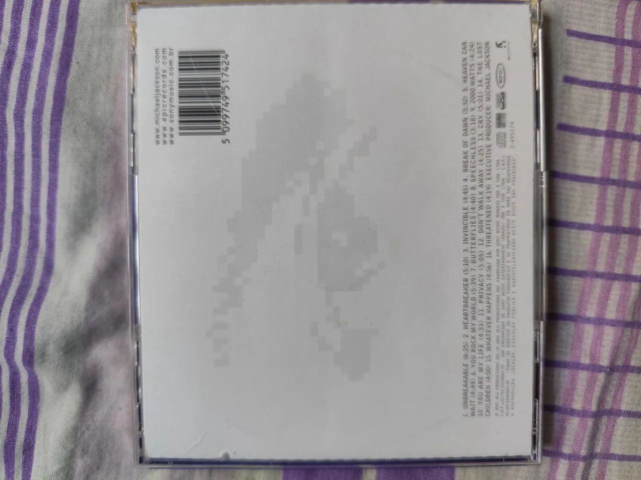 CD Michael Jackson Invincible Capa Azul - Foto 4