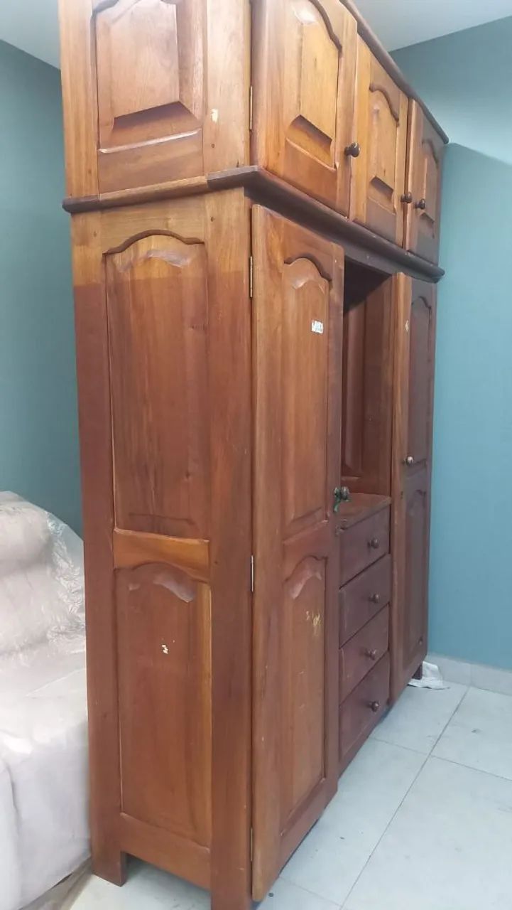 Guarda Roupa em Madeira de Lei - Foto 5