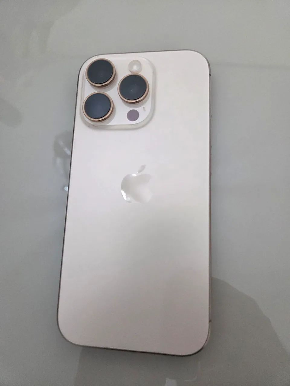 IPhone PRO 16.     - Foto 4