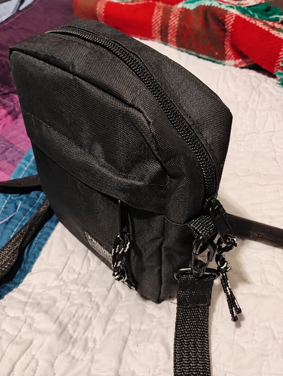 Bolsa Unissex de Ombro e Transversal - Durável, Moderna e Prática - Foto 2