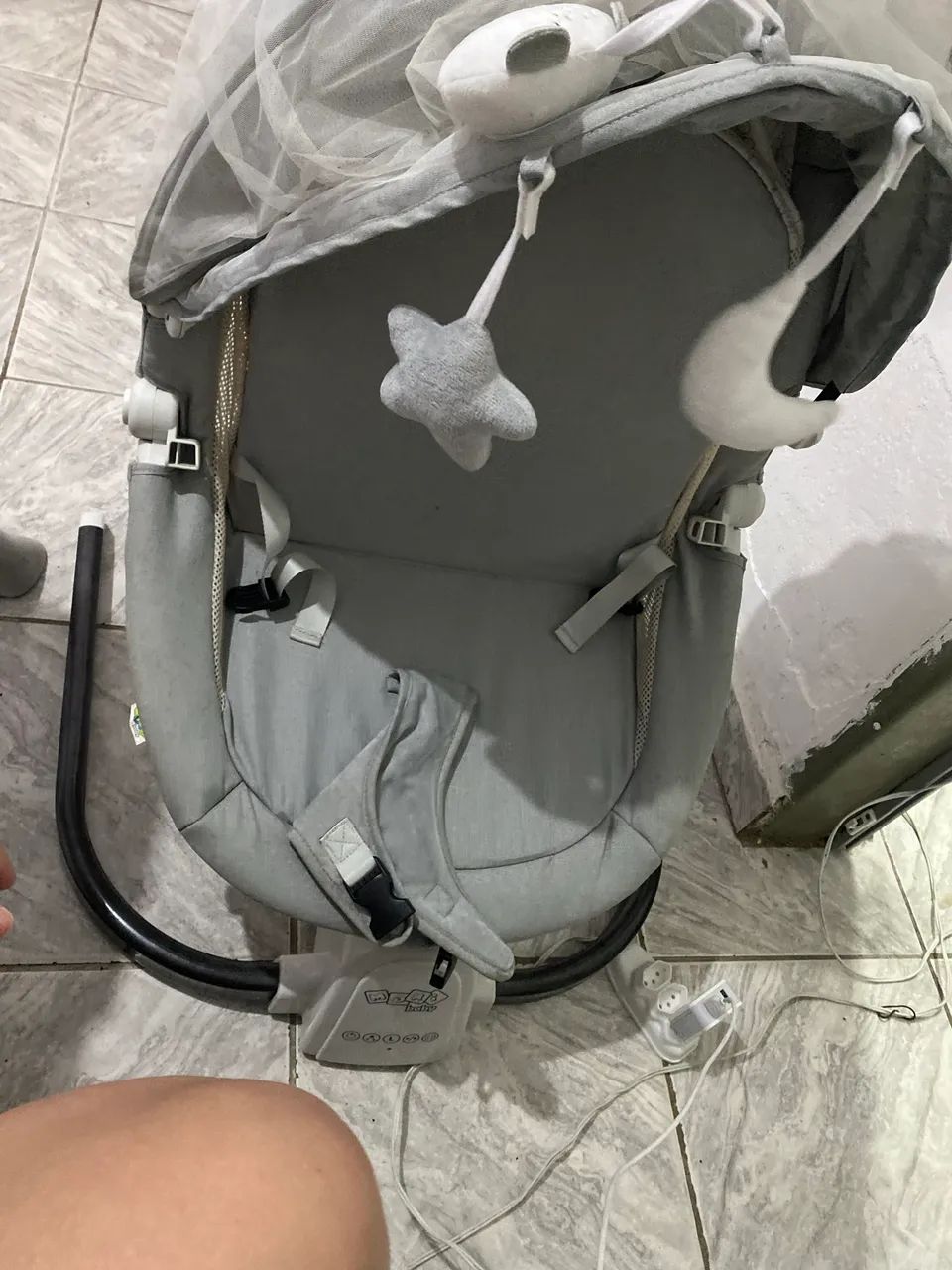 Cadeira de balanço automática maxi baby  - Foto 2