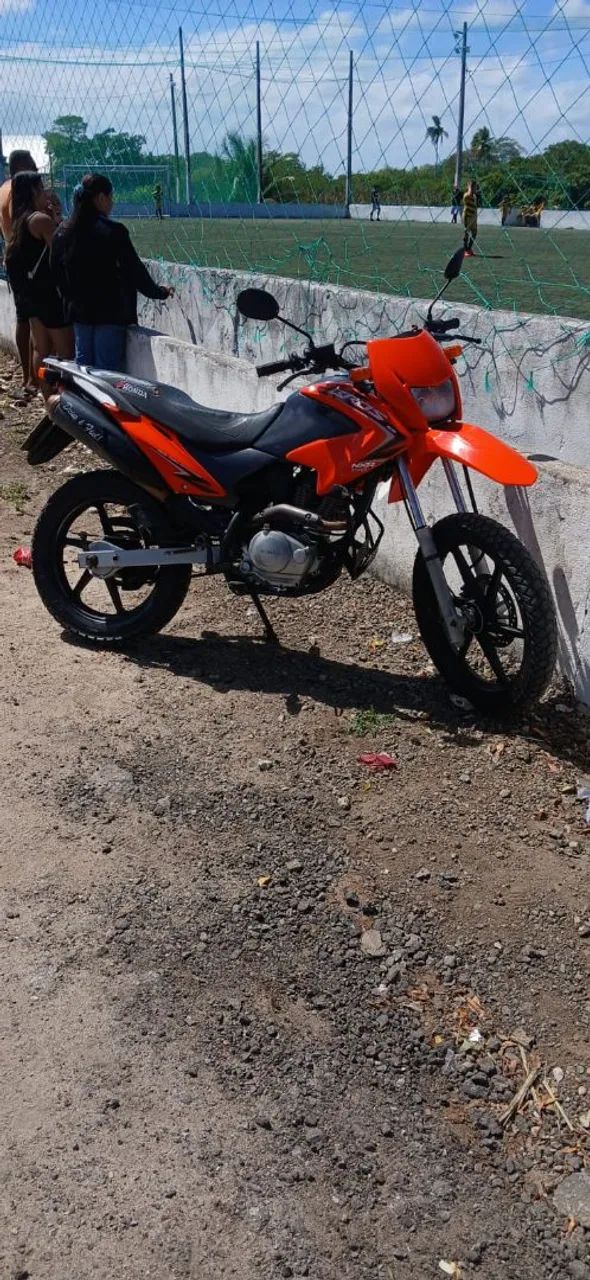 Moto em perfeito estado 