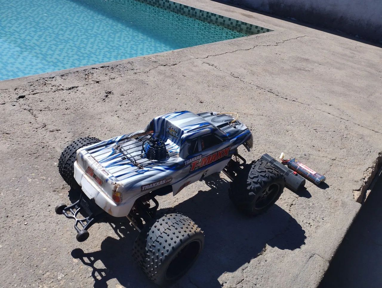 Automodelo TMAX 3.3 - Foto 3