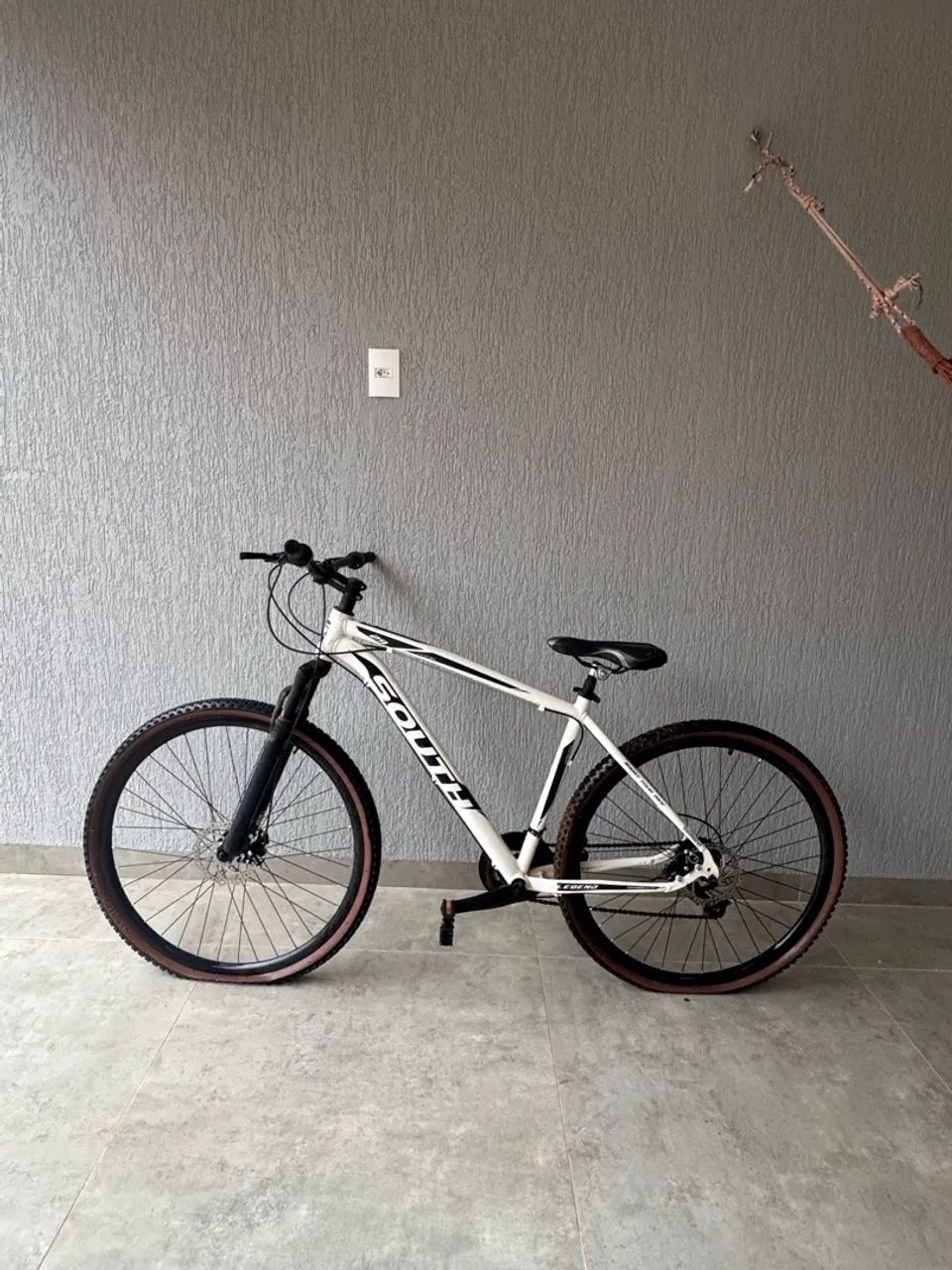 Vende - se bike semi nova 800,00$