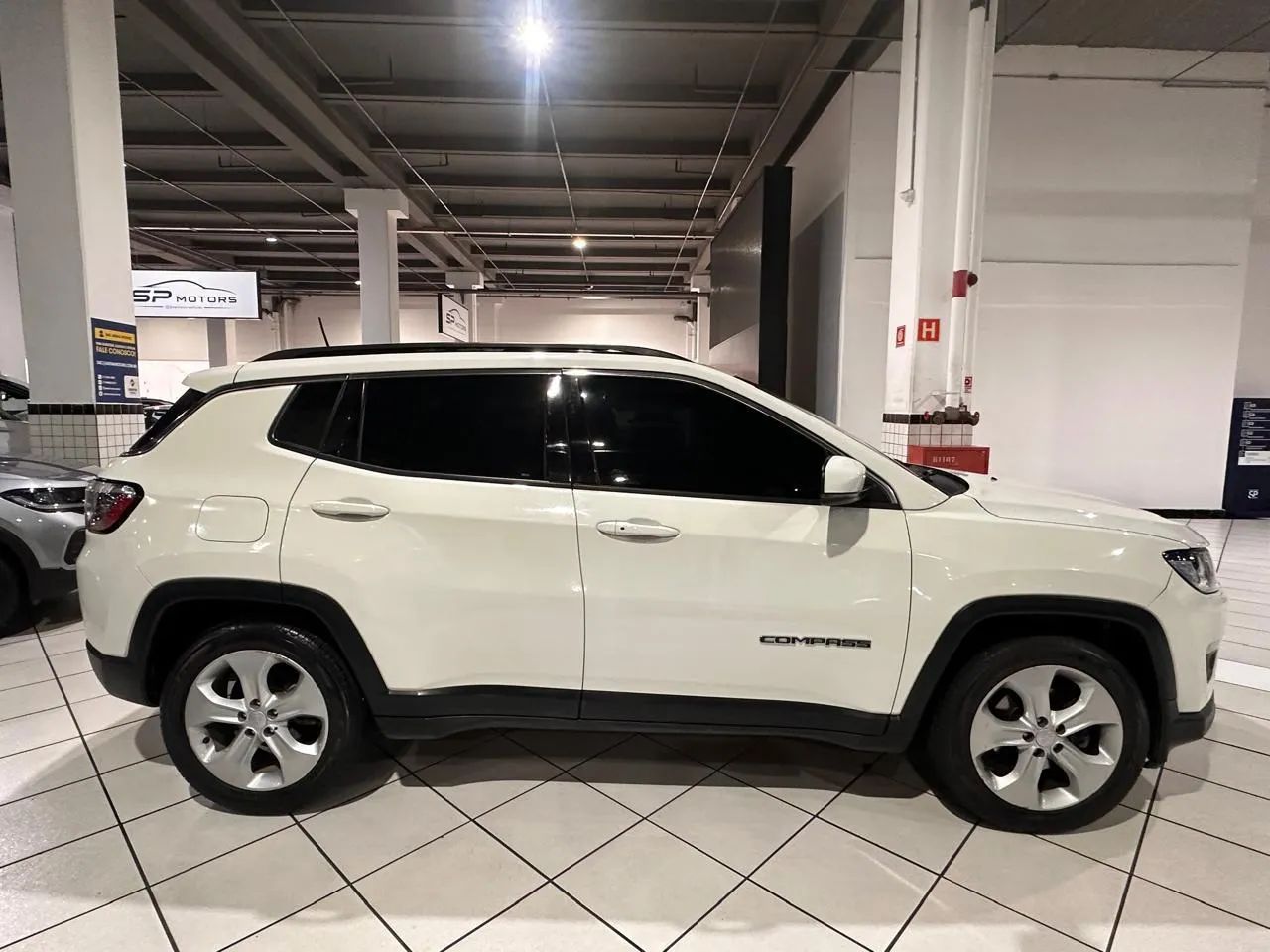 Jeep Compass Longitude 2.0 4X2 Flex 16V Aut. 2018 - Foto 4