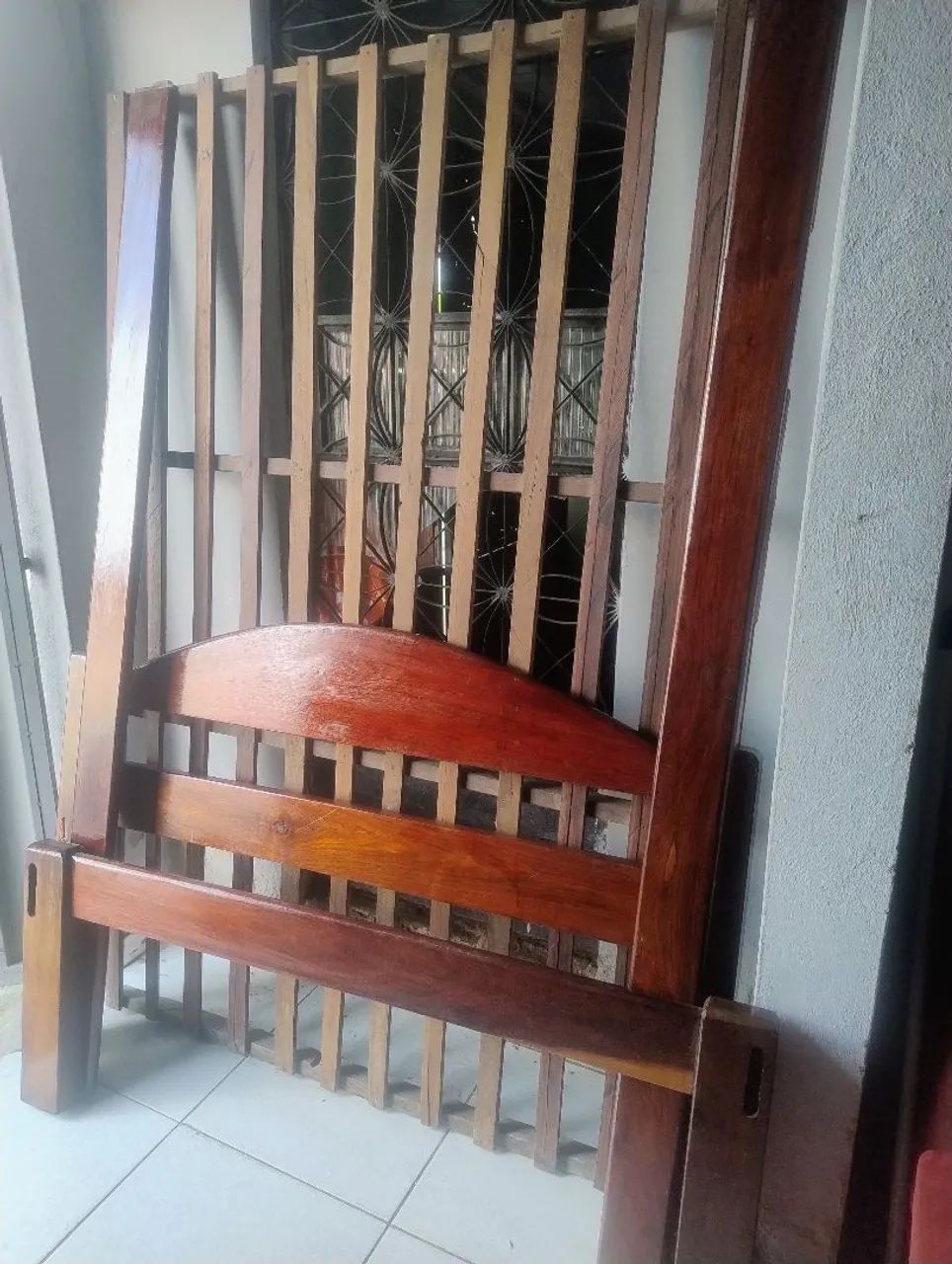 Cama de madeira. - Foto 3