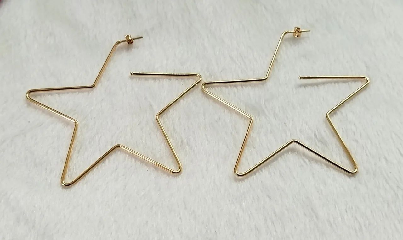 Argola folheada a ouro 18k 8cm