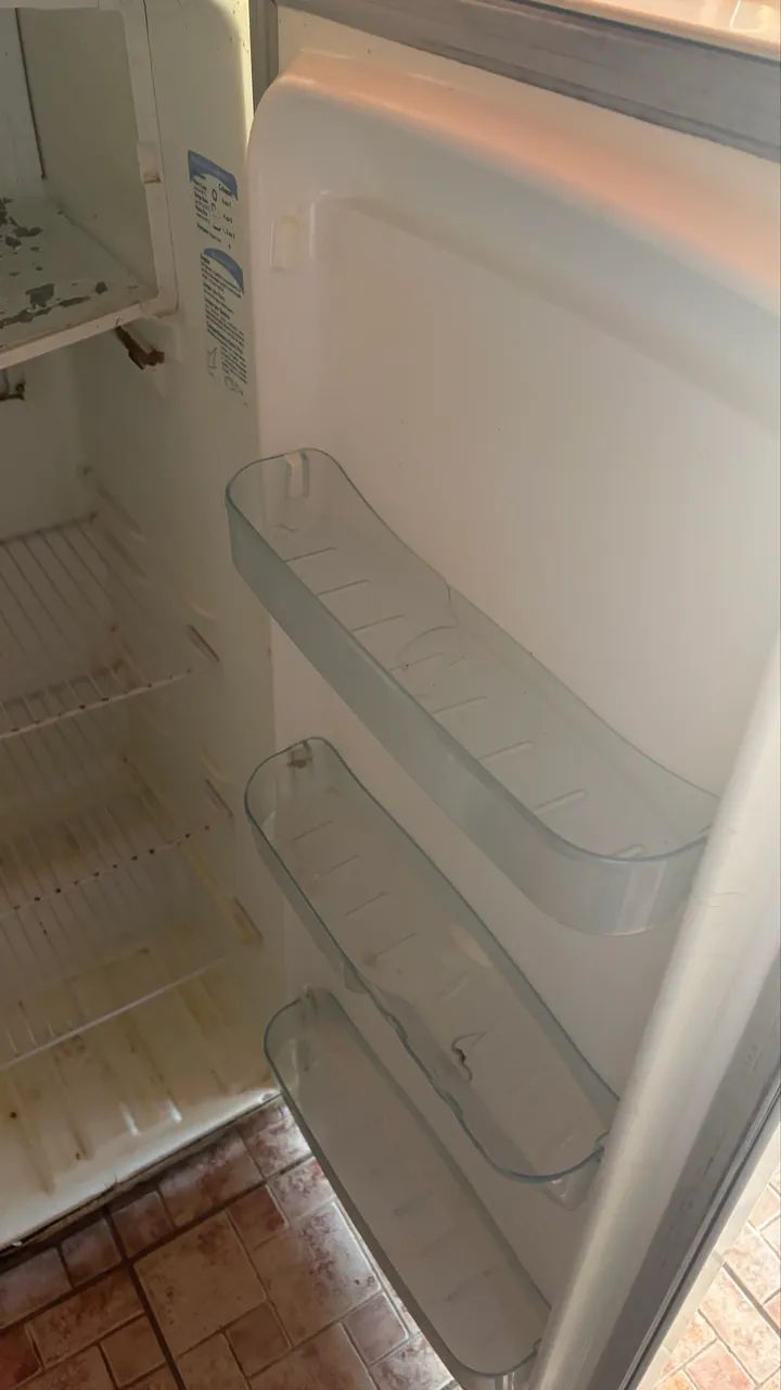 Geladeira usada 370 reais  - Foto 5
