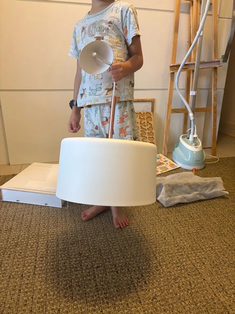 Lustre pendente branco com cobre 
