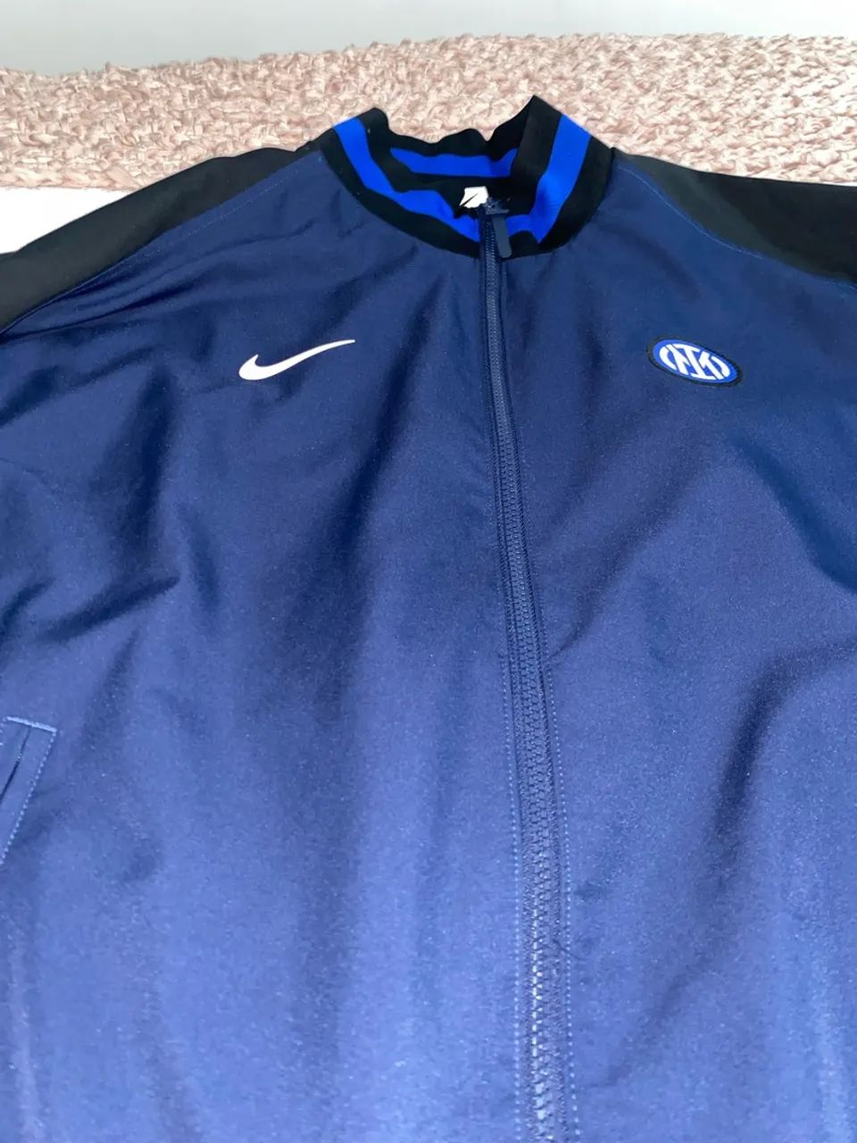 CASACO PRÉ JOGO INTER DE MILÃO NIKE - Foto 4