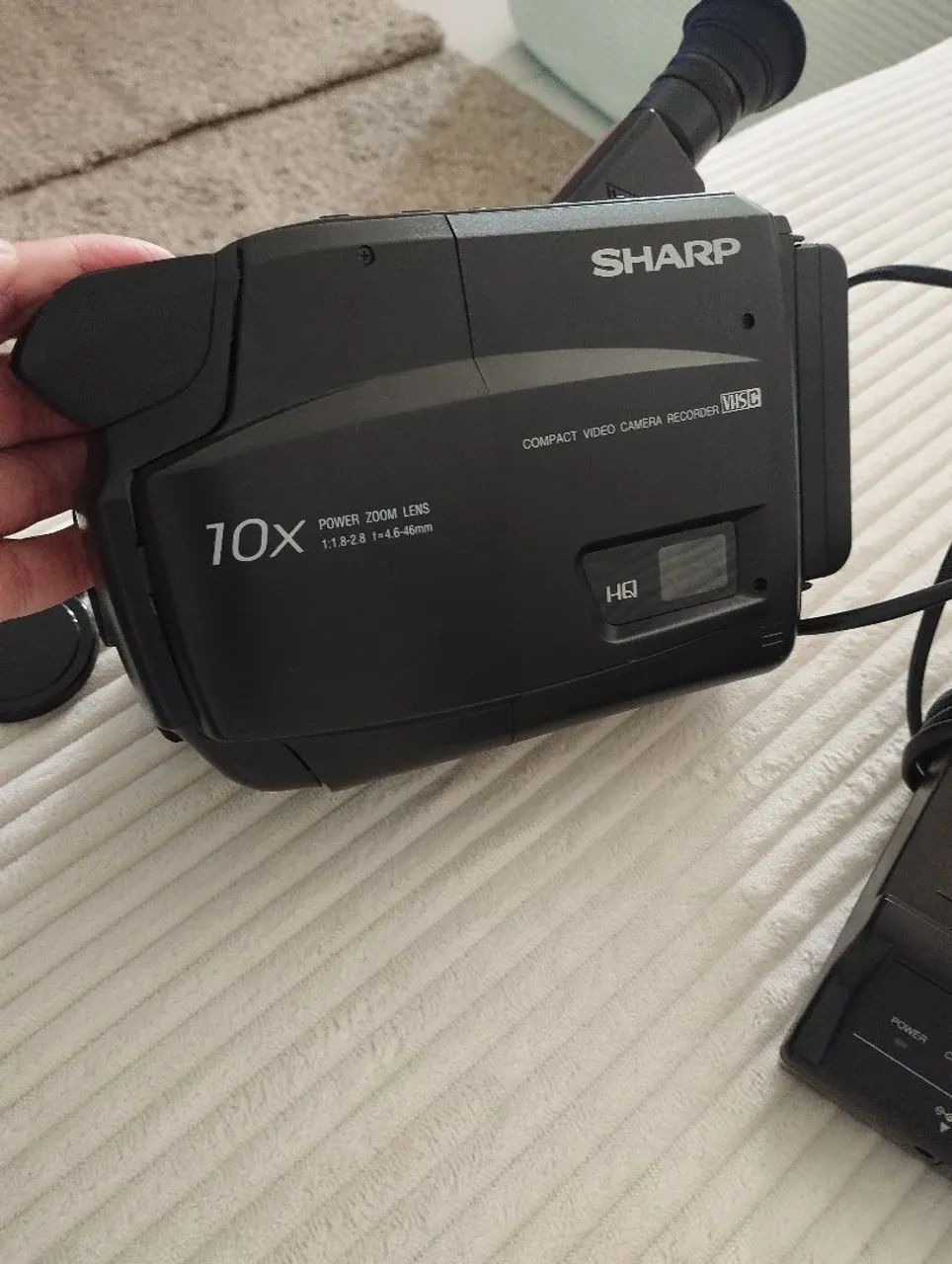 Filmadora Sharp EASYCAM E300B