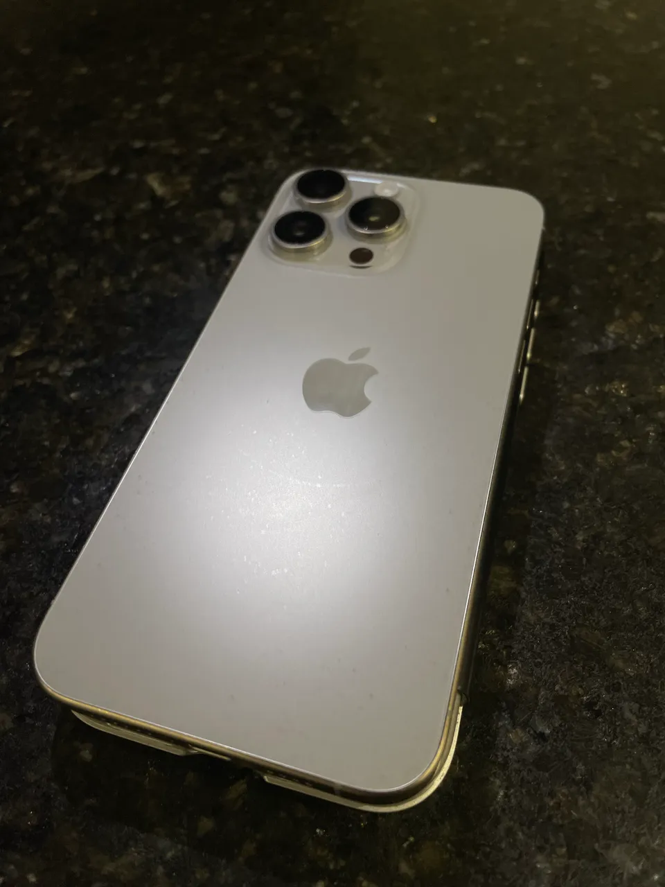 Iphone 14 pro 128gb face ID ok so chips vitual - Celulares e