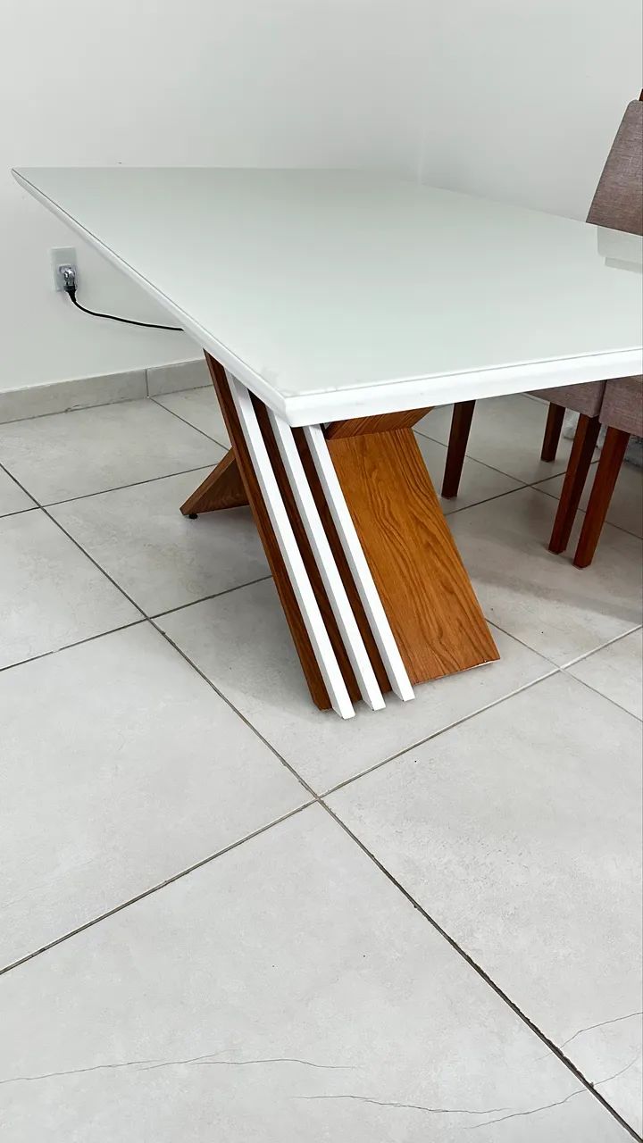 Vendo mesa de jantar