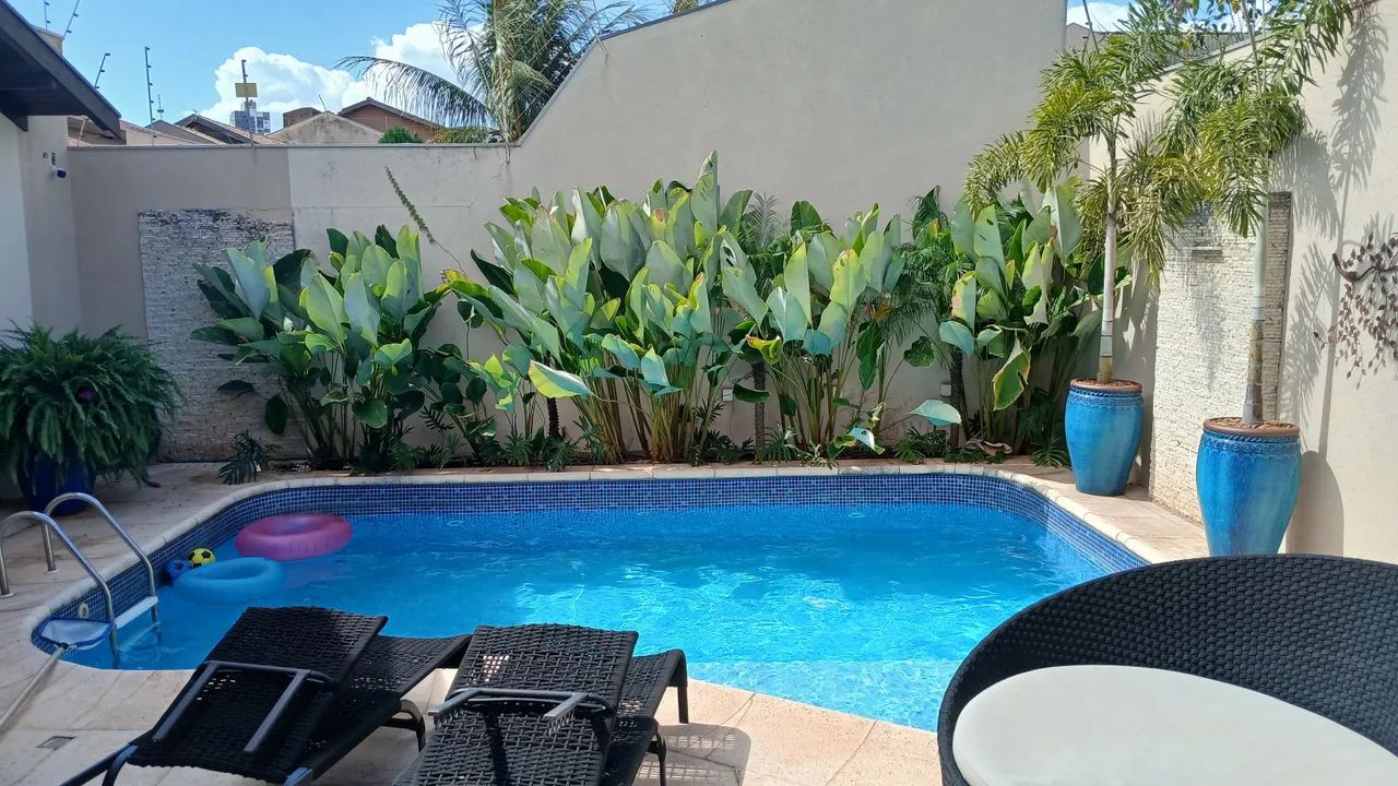 Piscineiro 