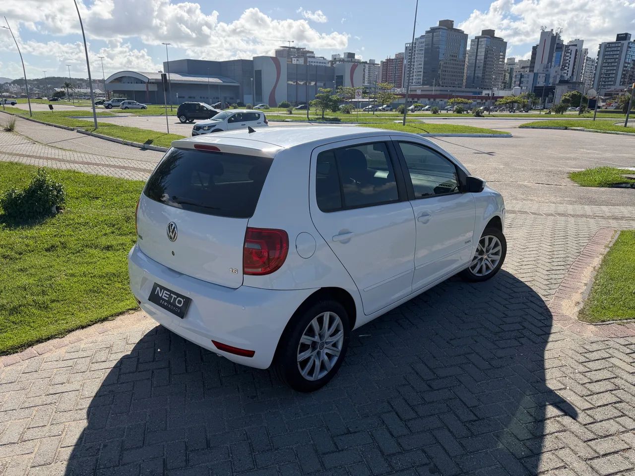 Volkswagen Fox 1.6 MI Total Flex 8V 5P 2013 - Foto 5