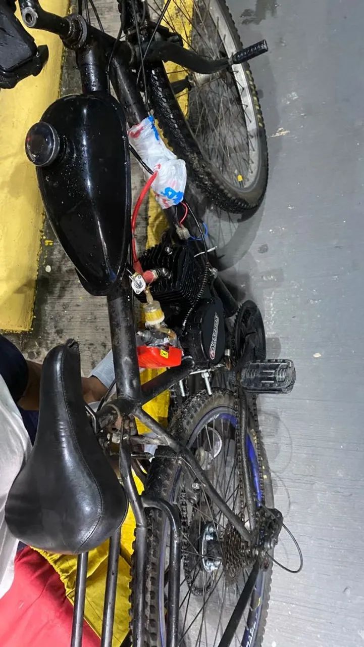 Bicicleta motorizada nova