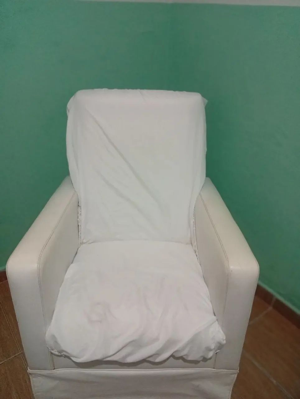 CADEIRA DE AMAMENTAÇÃO 