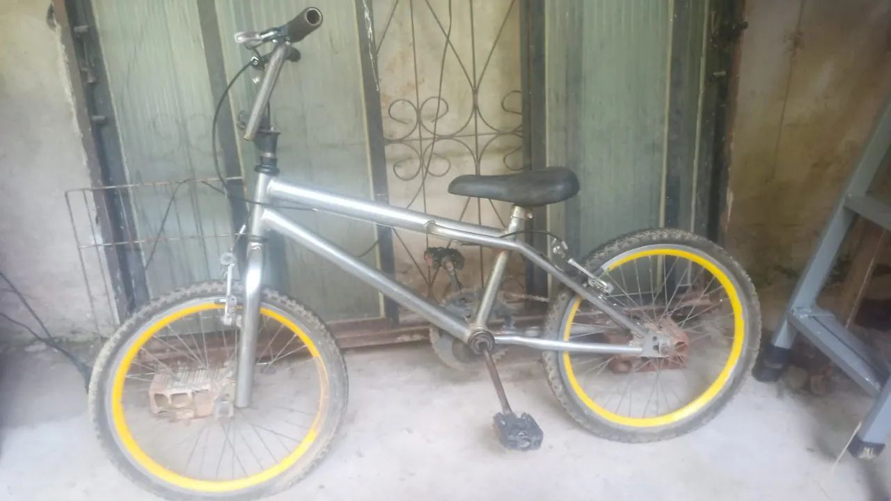 Bicicleta BMX  - Foto 2