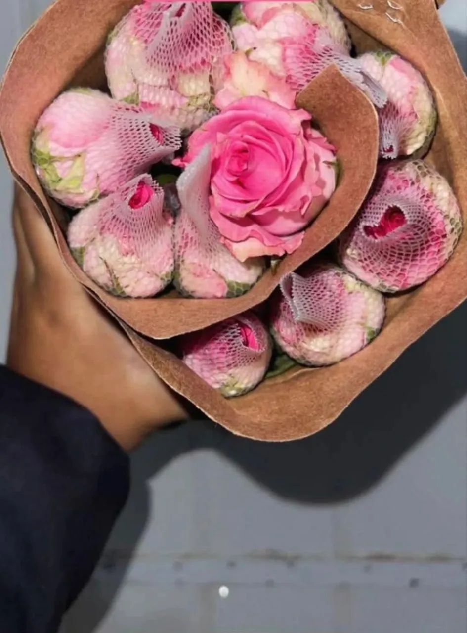 Pacote de rosas e flores  - Foto 3