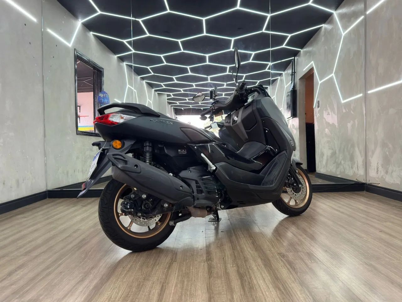 YAMAHA NMAX 160 - Foto 3