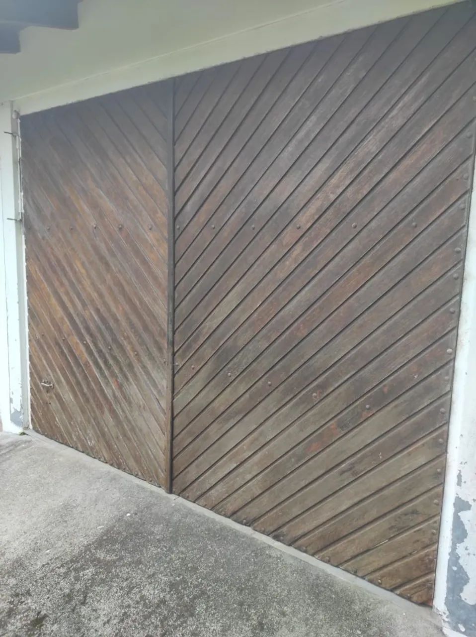 Portão de garagem basculante 