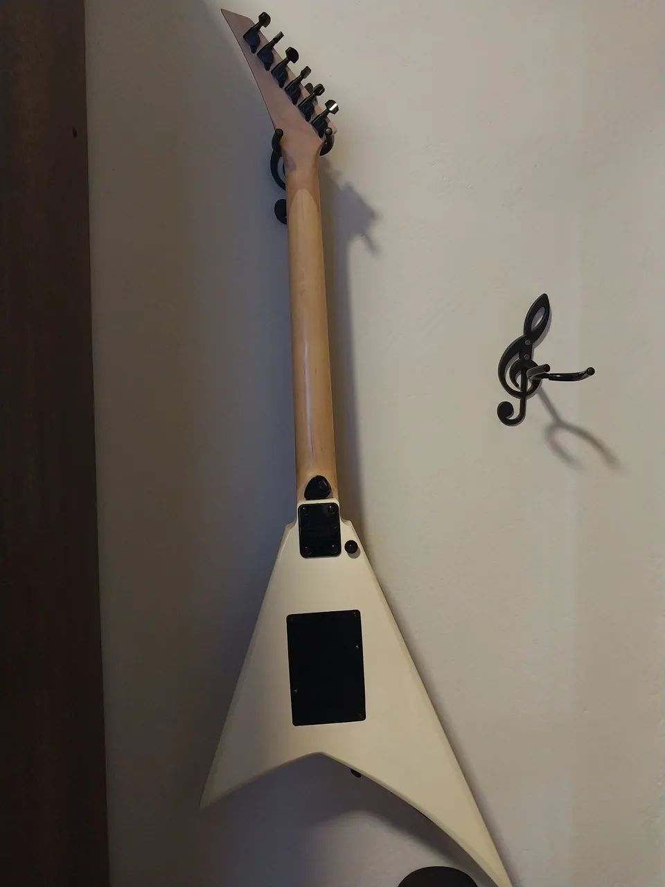 Guitarra Jackson série rhoads js32 - Foto 5