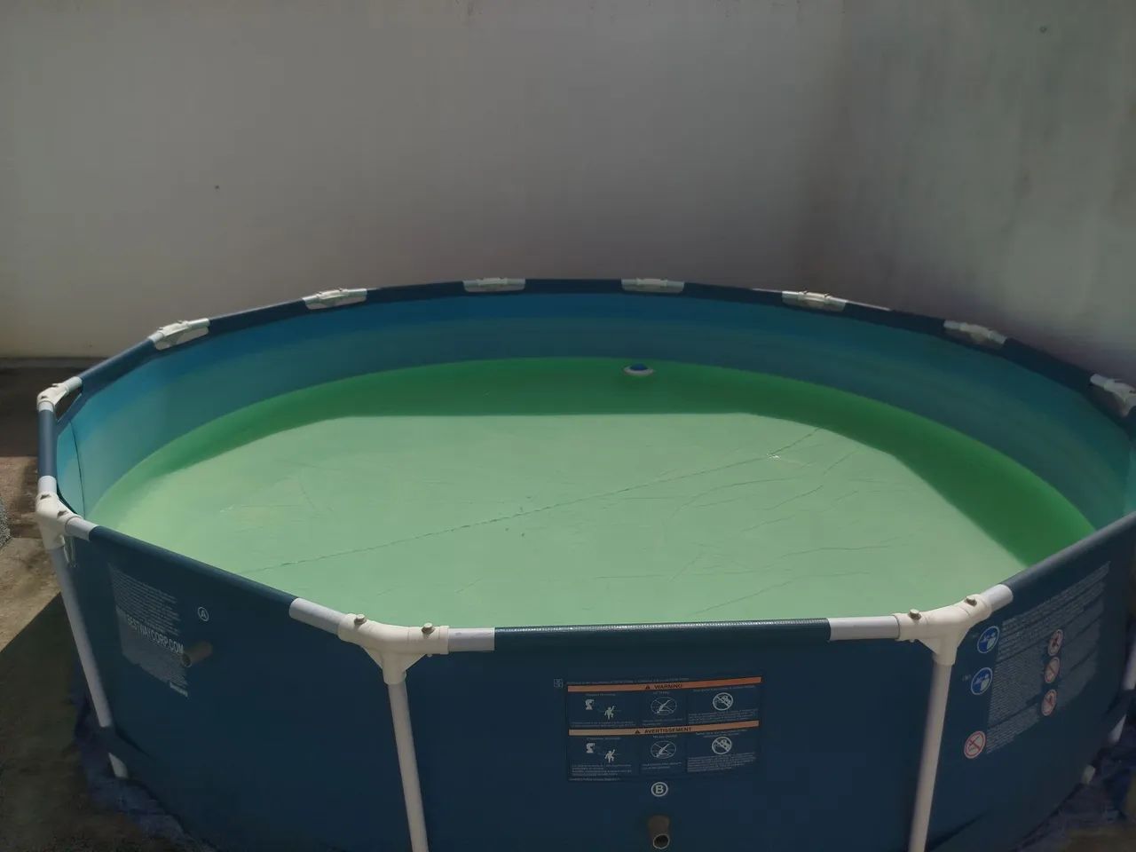 Vendo piscina bestway 6473 litros