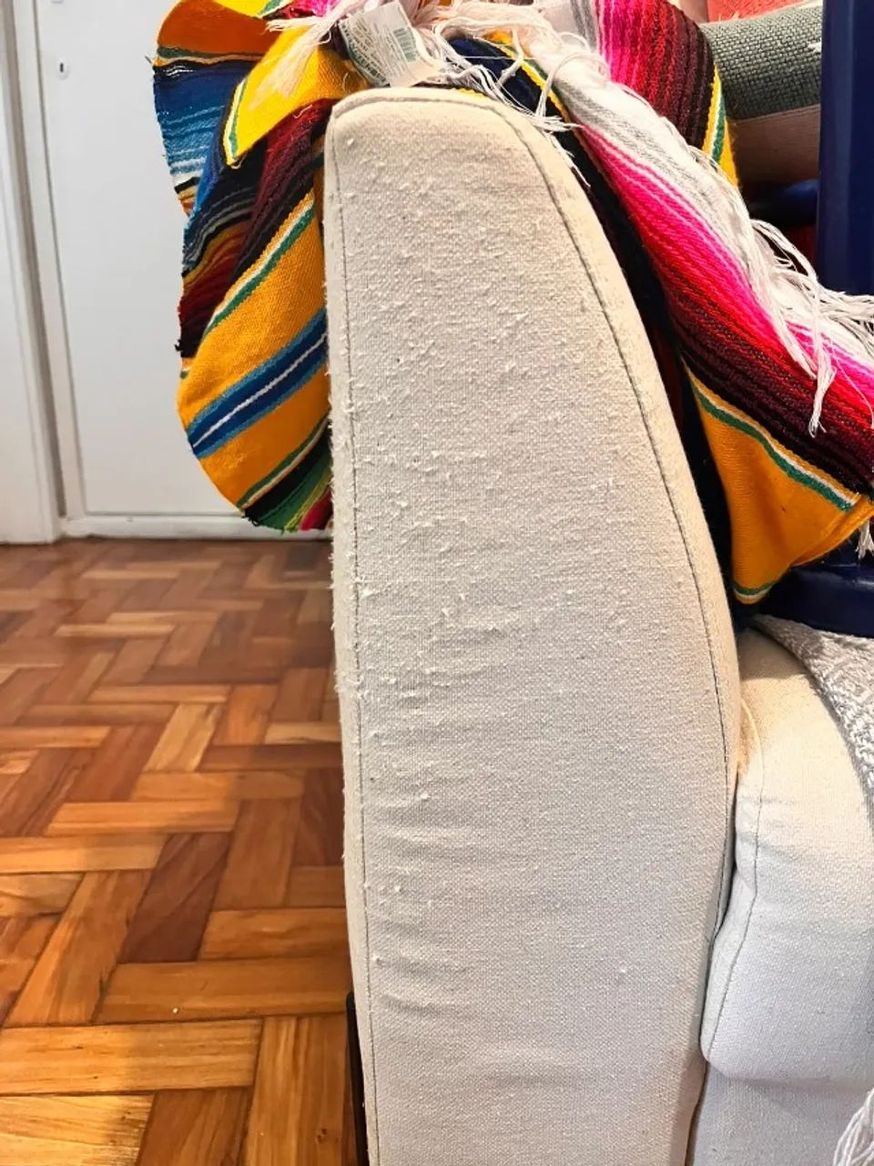 Sofá 2 lugares off white (2023)  - Foto 2