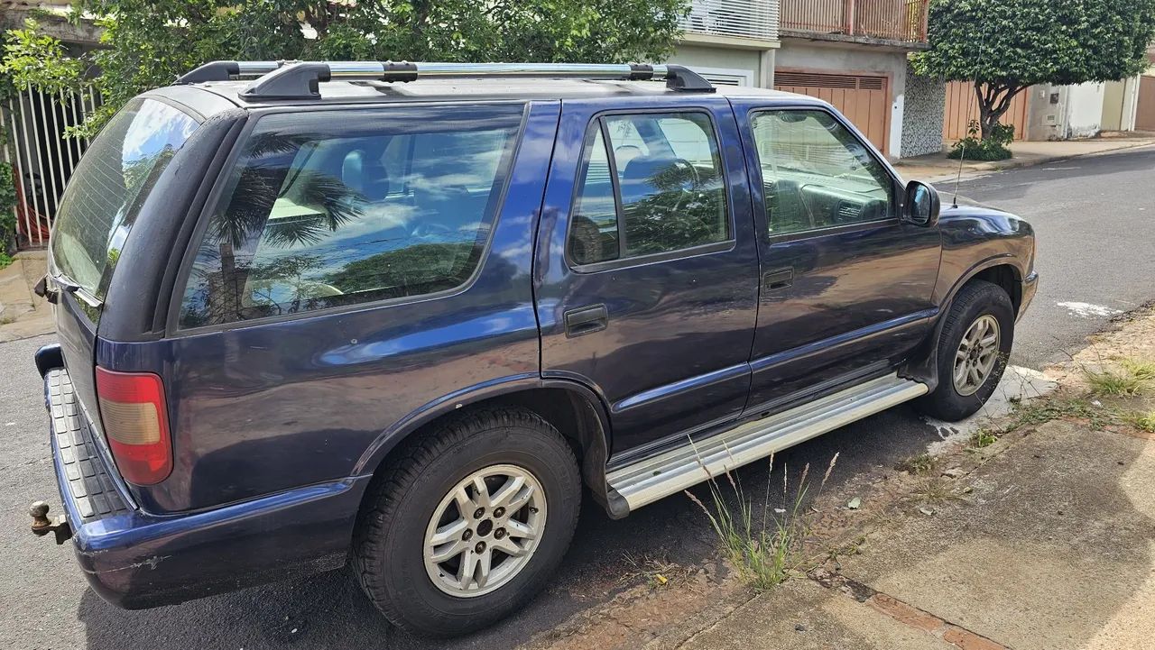 Chevrolet S10 S10 Blazer DLX 2.2 MPFI / EFI 1998