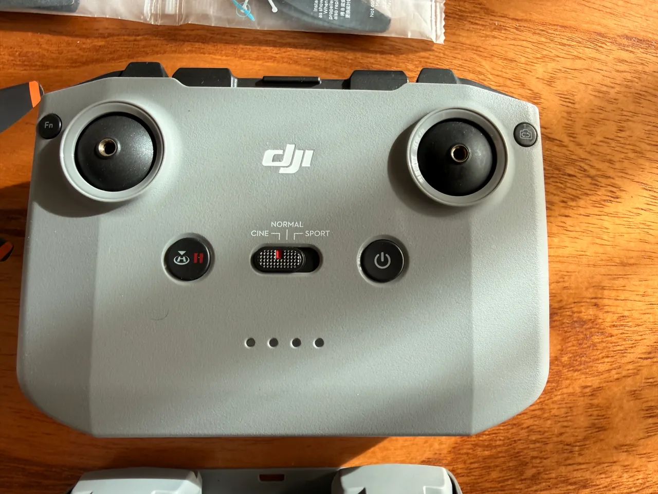 Drone DJI Mini 2 Fly More Combo 4K com 3 baterias completo e pouquíssimo uso - Foto 2