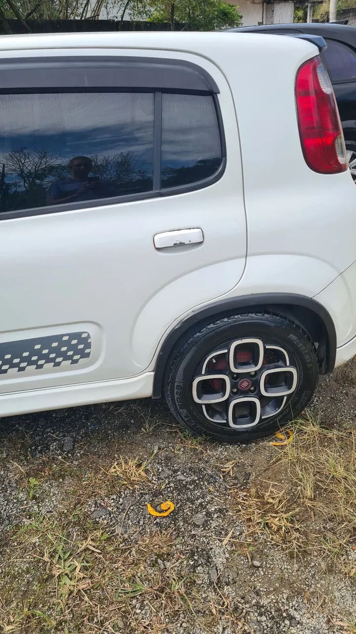 Fiat Uno Sporting 1.4 EVO Fire Flex 8V 4P 2014 - Foto 5